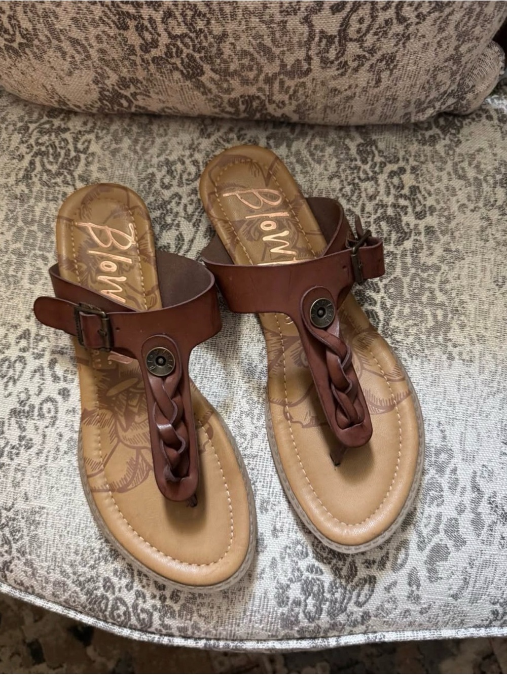 Blowfish Women's Bohemian Brown Braided Thong Sandals with Buckle size 10